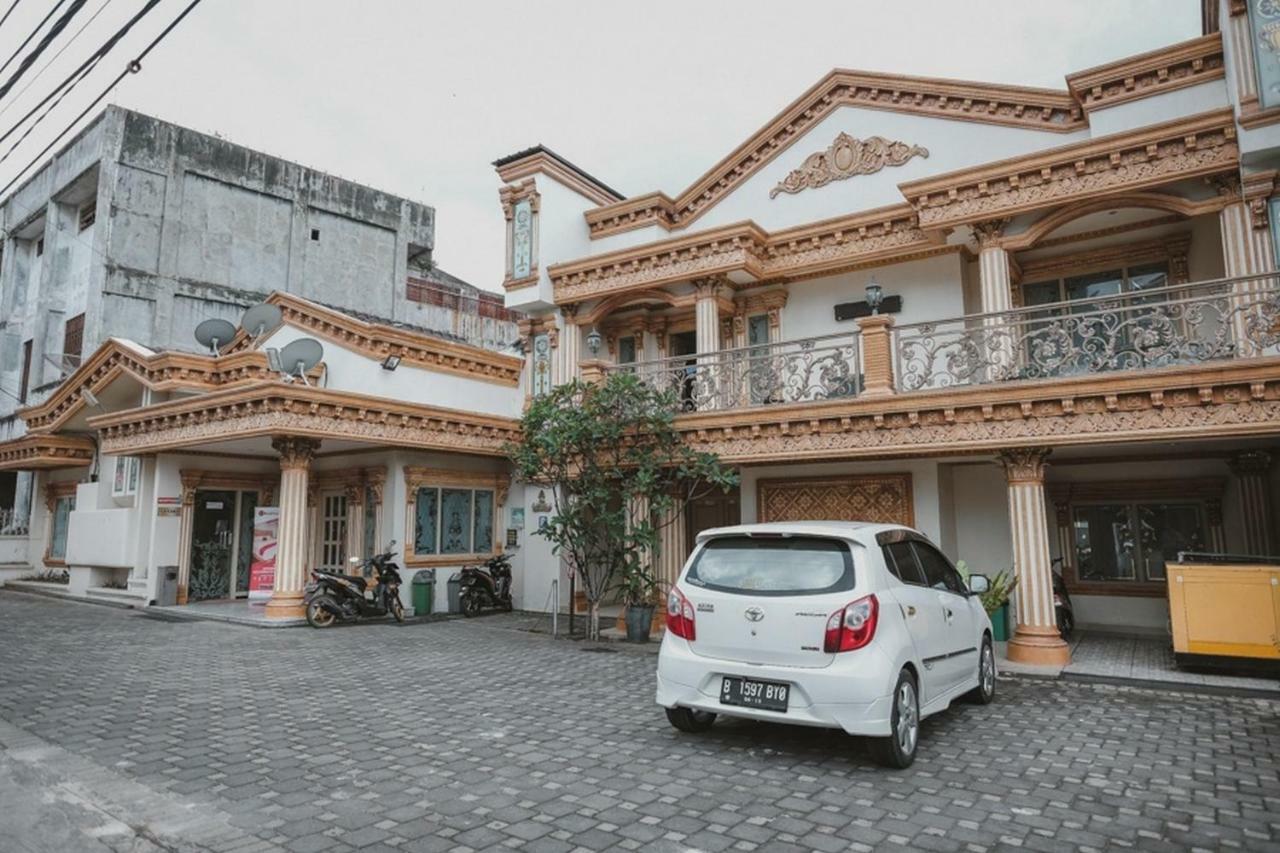 Reddoorz Plus @ Tanjung Karang Lampung 2 Bandar Lampung Exterior photo